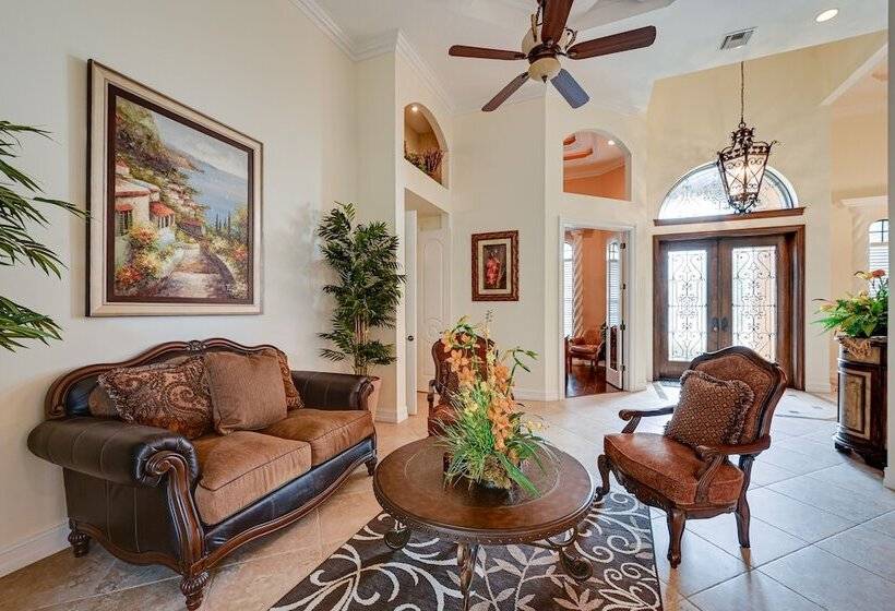 Upscale Marco Island Home W/ Pool, 1 Mi To Beach