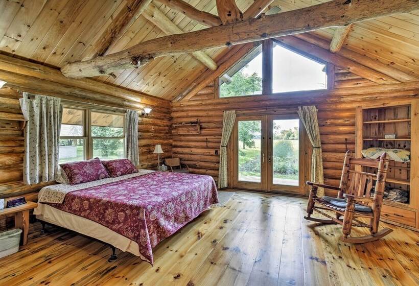 Valders Log Home Near Eea Air Show & Sheboygan!