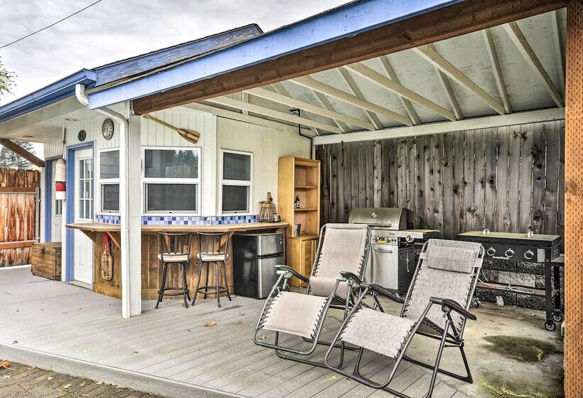 Vancouver Home W/ Hot Tub < 15 Mi To Portland!