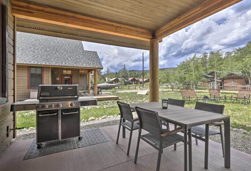 Walk To Main St & Marina: Grand Lake Cabin!