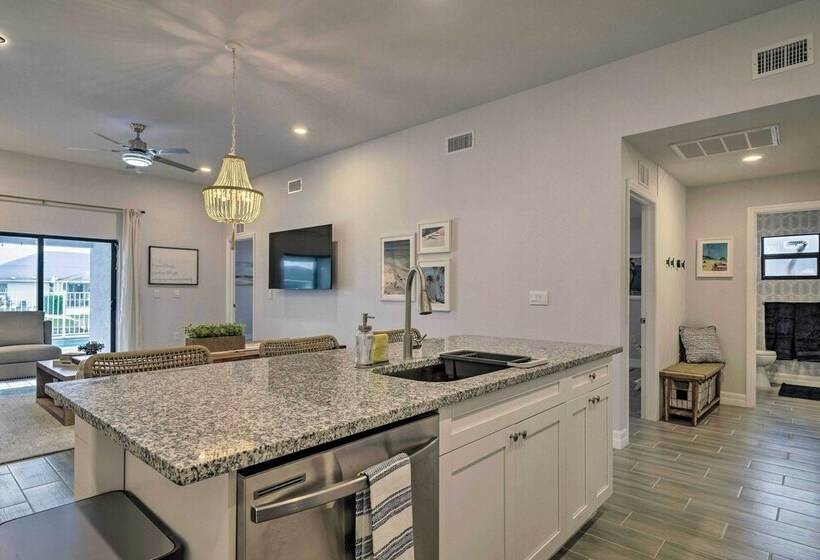 Waterfront Cape Coral Retreat W/ Heated Pool!