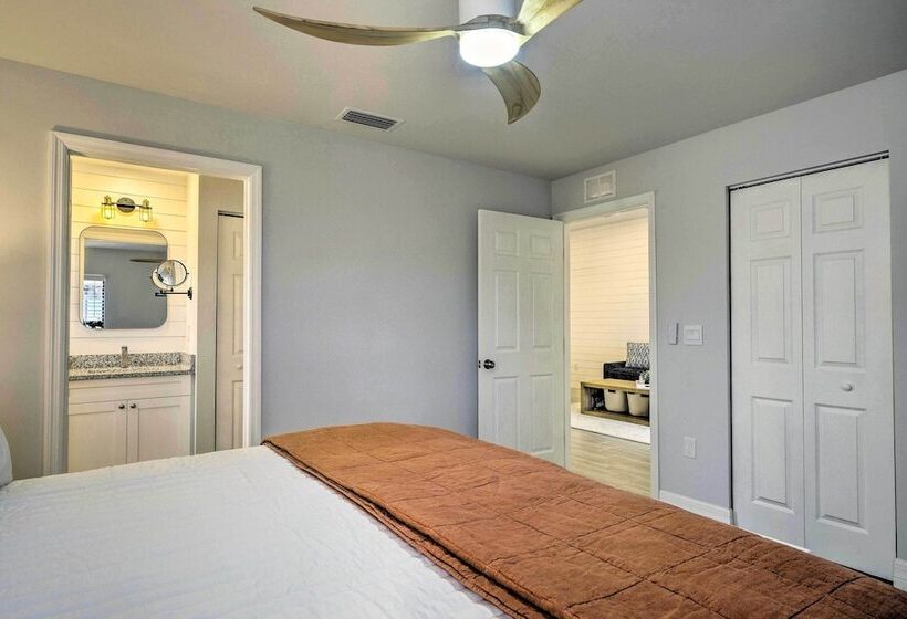 Waterfront Cape Coral Retreat W/ Heated Pool!