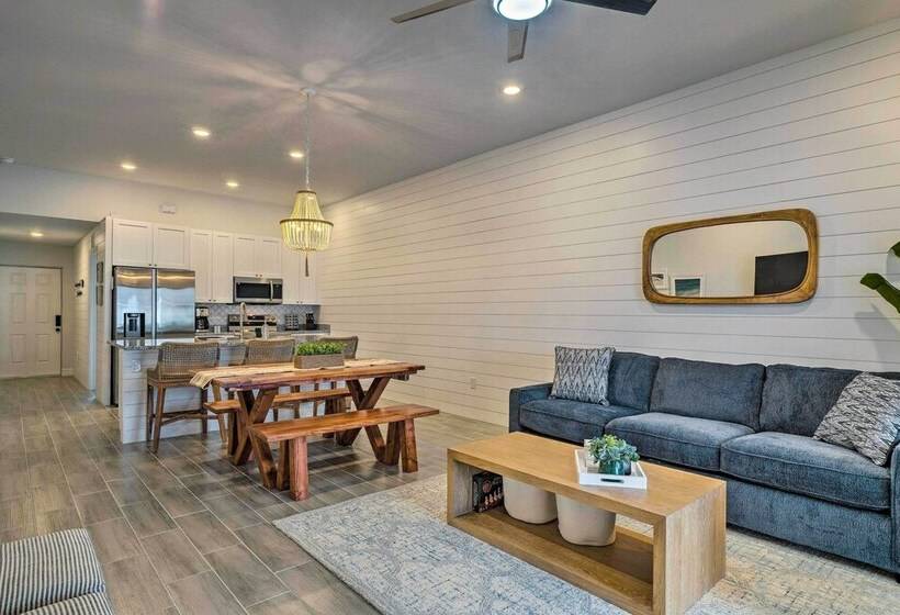 Waterfront Cape Coral Retreat W/ Heated Pool!