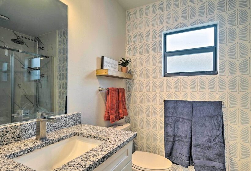 Waterfront Cape Coral Retreat W/ Heated Pool!