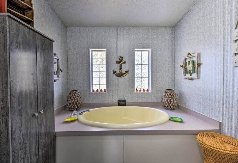 2 Living Rooms: Crescent City Home