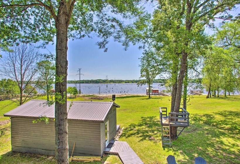 Waterfront Yantis Retreat W/ Deck & Zipline!