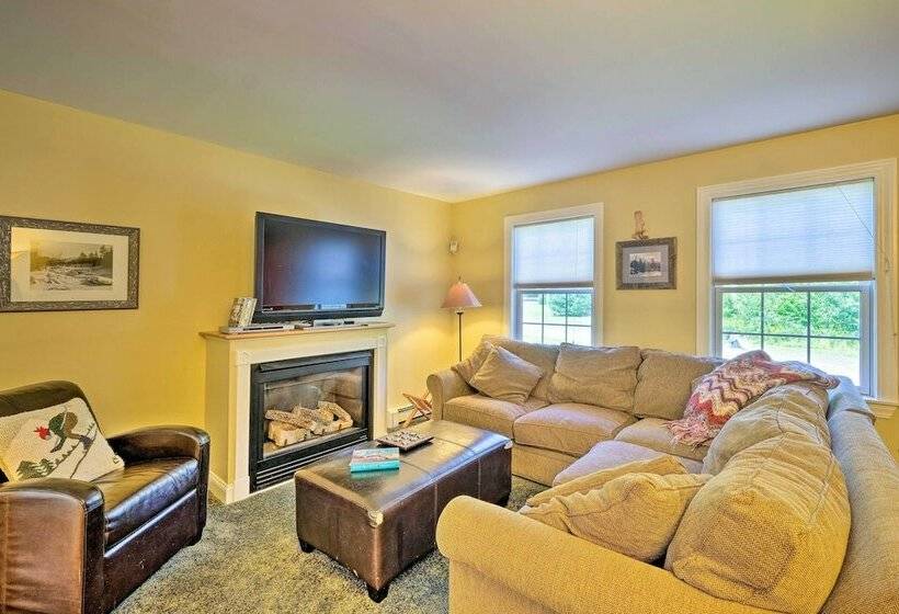 West Dover Home W/ Deck, Grill & Ev Outlet