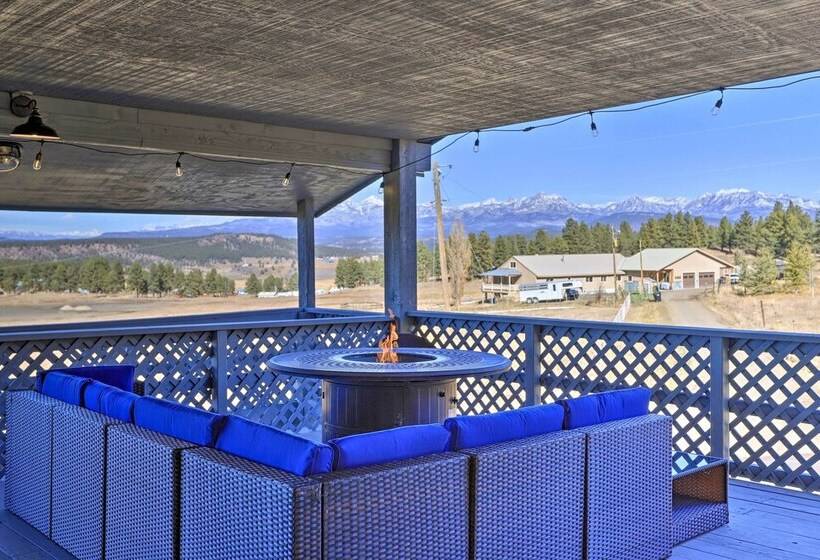 Western Skies Home W/ Hot Tub & Mtn Views!