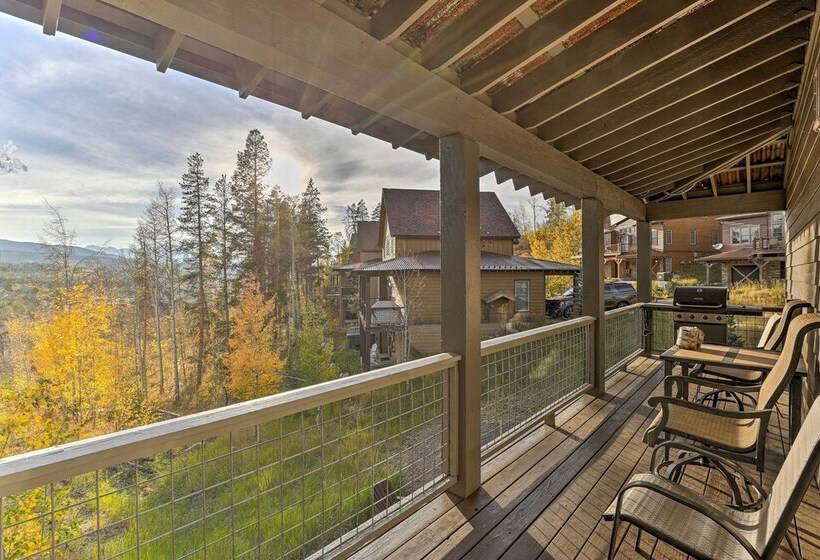 Winter Park Area Cabin, Hot Tub & Mountain Views!