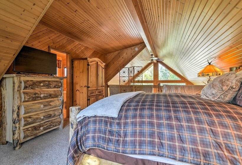 2 Mi To Rocky Mountain Nat L Park: Cabin W/ Views