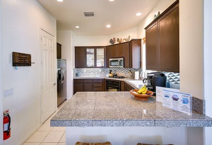 260244: 2 Br La Quinta Vacation Home, Pool Access