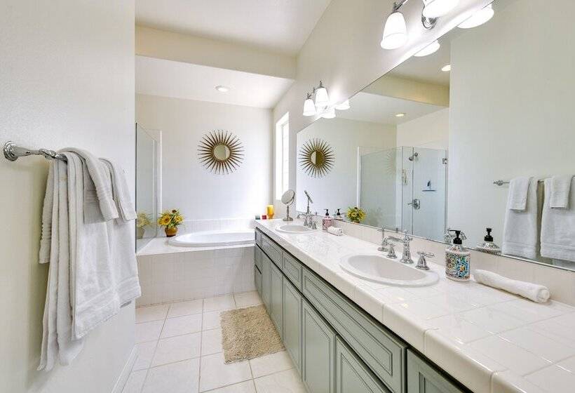 260244: 2 Br La Quinta Vacation Home, Pool Access