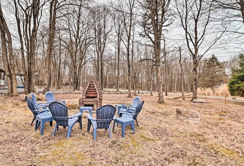 Albrightsville Cabin W/ Fire Pit: Swim, Hike & Ski