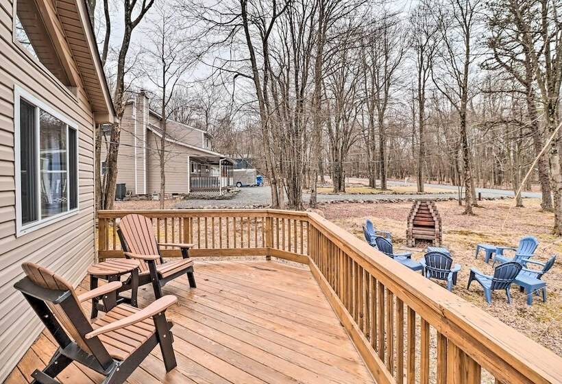 Albrightsville Cabin W/ Fire Pit: Swim, Hike & Ski