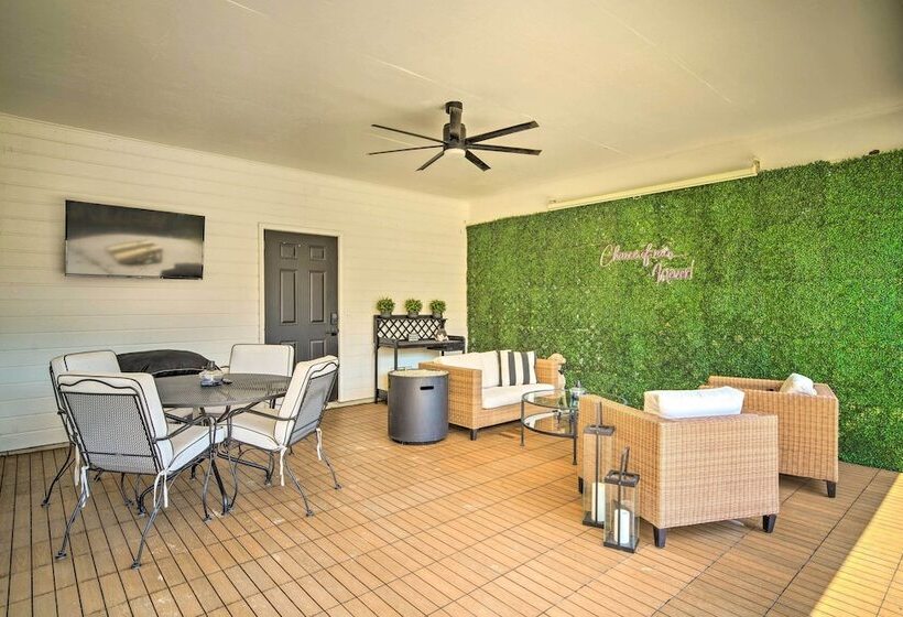 Baton Rouge Game Day House W/ Chic Yard Space