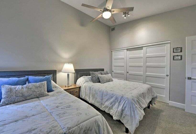 Bayfront Home   Take Ferry To The San Juan Islands