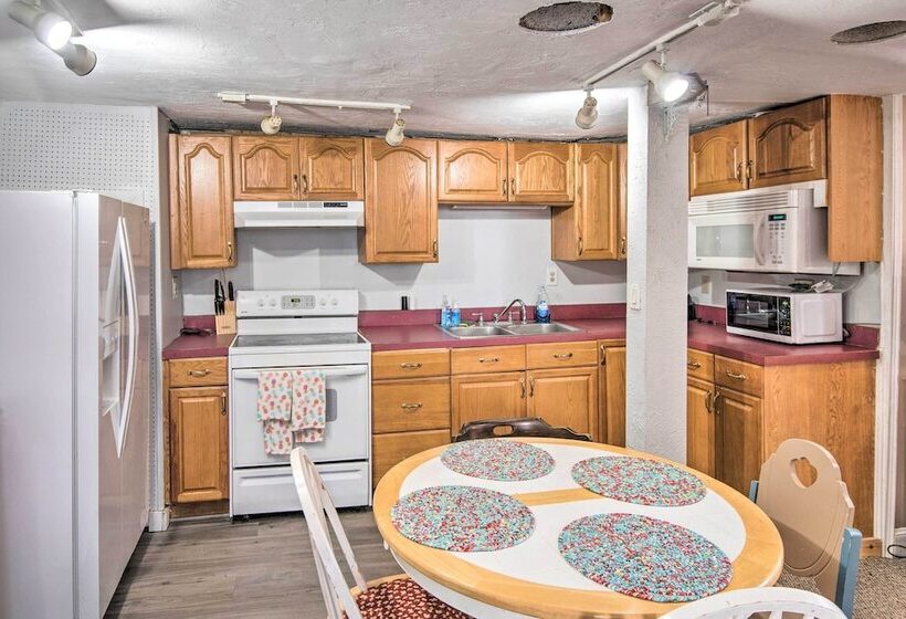 Bayside Weirs Beach Cottage < Half Mile To Pier!