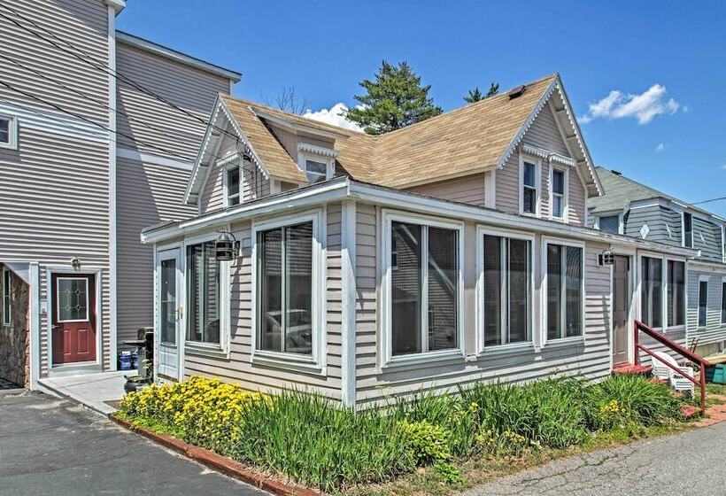 Bayside Weirs Beach Cottage < Half Mile To Pier!