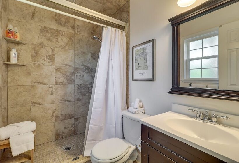 Beach Retreat In Jacksonville: Pet/family Friendly