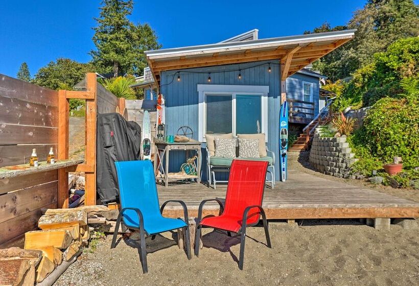 Gig Harbor House W/ Private Beach + Views!