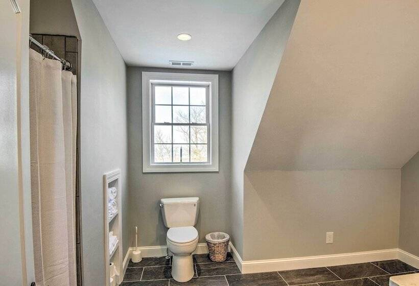 Belmont Home W/ Mtn View, 9 Mi To Gunstock Resort