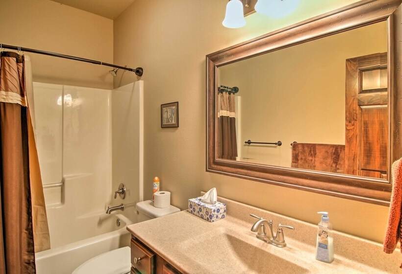 Black Hills Getaway W/ Deck Near Hiking Trails!