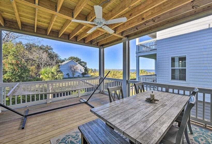 3 Decks & Water Views: Breezy Home In Hilton Head
