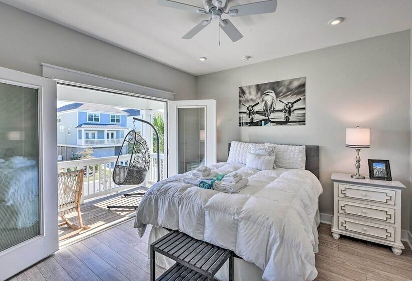 3 Decks & Water Views: Breezy Home In Hilton Head