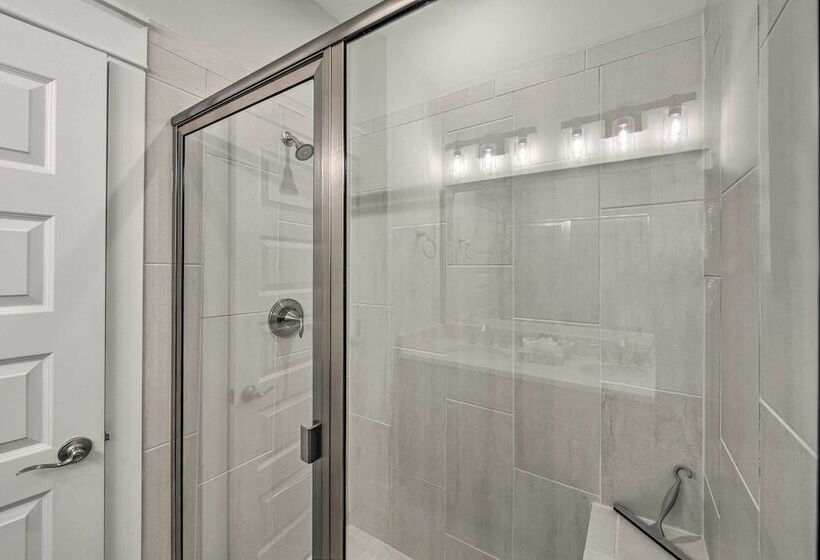 3 Decks & Water Views: Breezy Home In Hilton Head