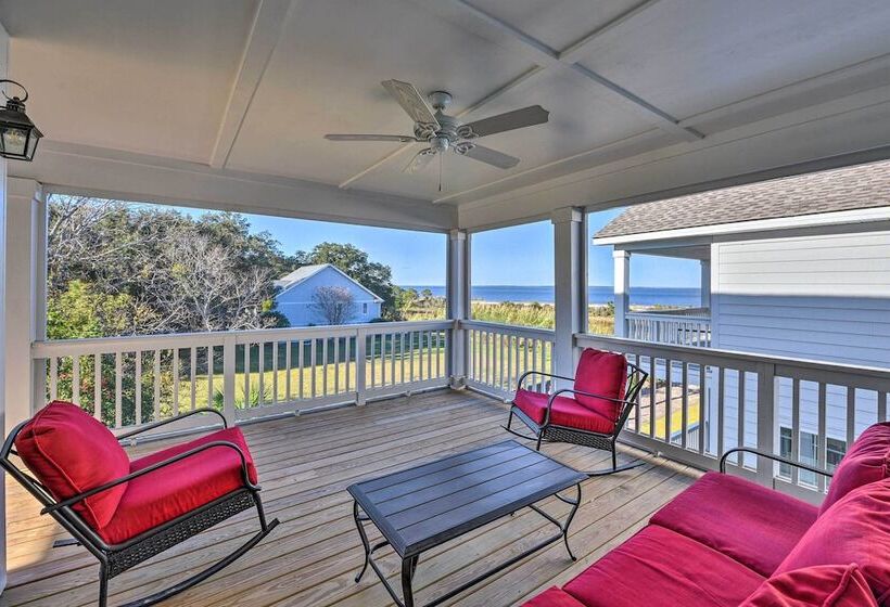 3 Decks & Water Views: Breezy Home In Hilton Head