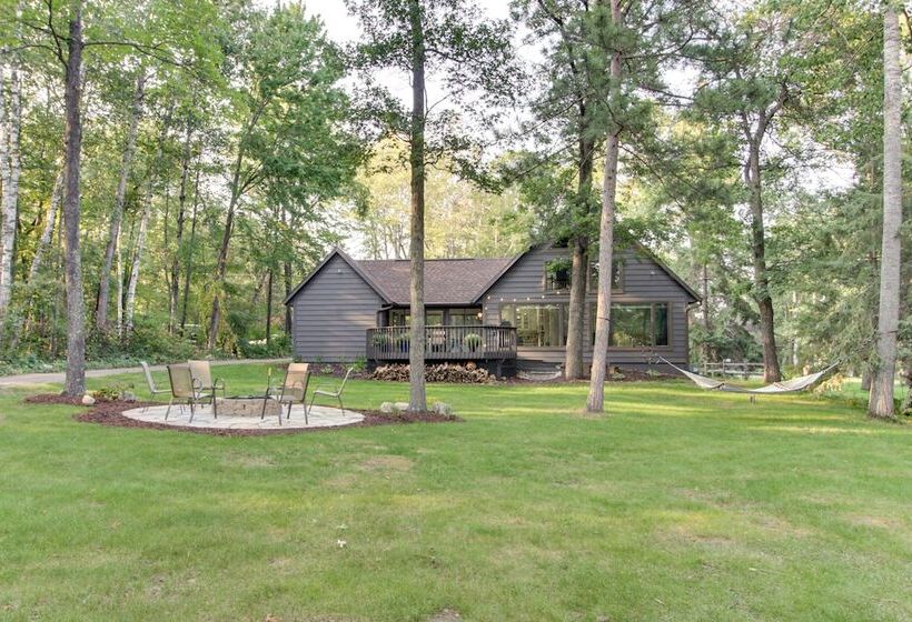 Breezy Point Cabin: Deck W/ Golf Course Views!