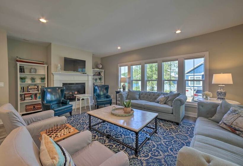 Bright & Airy Home: Chef S Kitchen & Pro Decor!