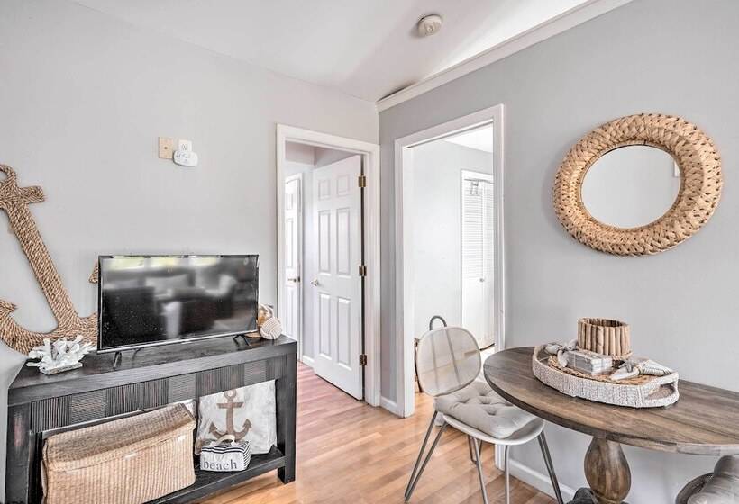 Bright Belmar Cottage < Half Mi To Boardwalk!