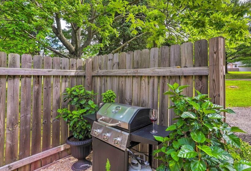 Bright Parma Home W/ Outdoor Space < 10 Mi To Dtwn