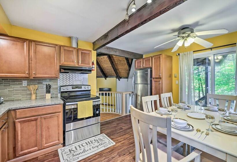 ~ 14 Mi To Skiing: Tobyhanna Gem W/ Fire Pit!