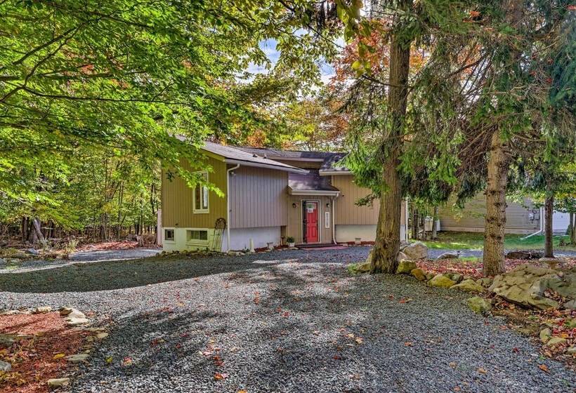 ~ 14 Mi To Skiing: Tobyhanna Gem W/ Fire Pit!