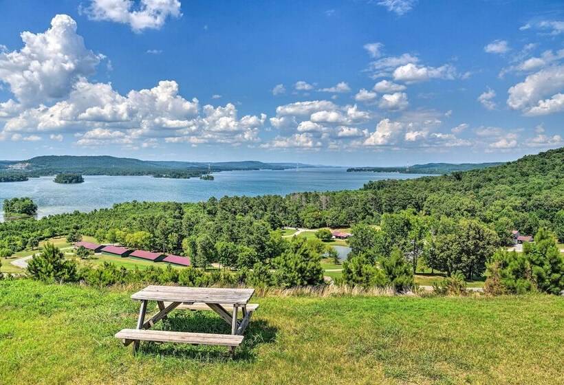 Cabin In Resort   1/2 Mi To Guntersville Lake!