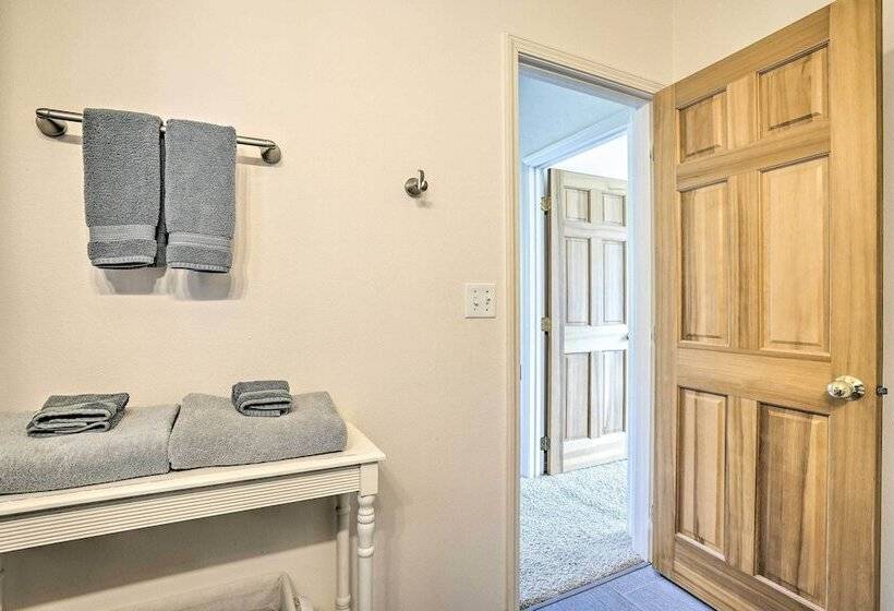 Cabin W/ Hot Tub & Views: 1 Mile To Alyeska Resort