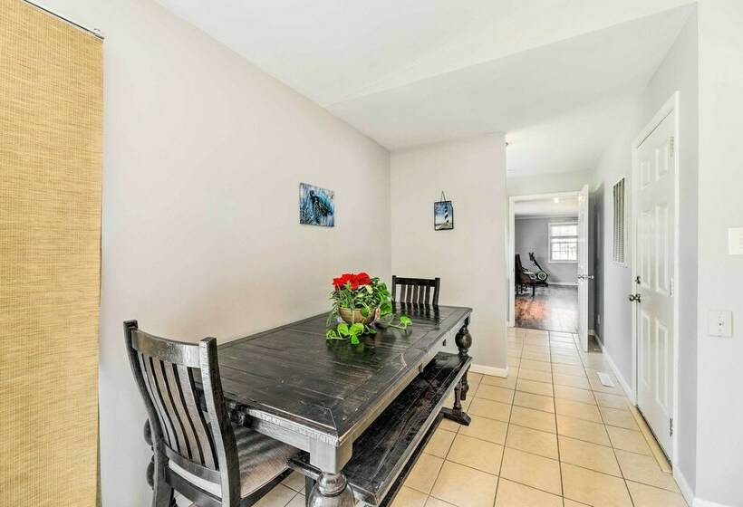 Cape Carteret Home, Near Emerald Isle Beach!