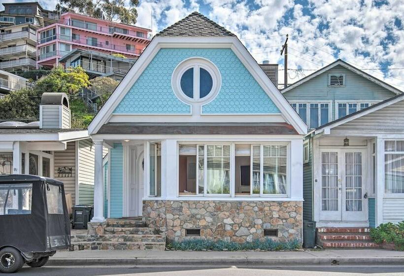 Catalina Island Home: Walk To Main Street Beach!