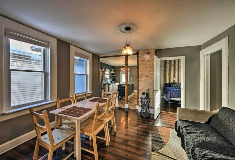 Central Milwaukee Home W/ Hot Tub!