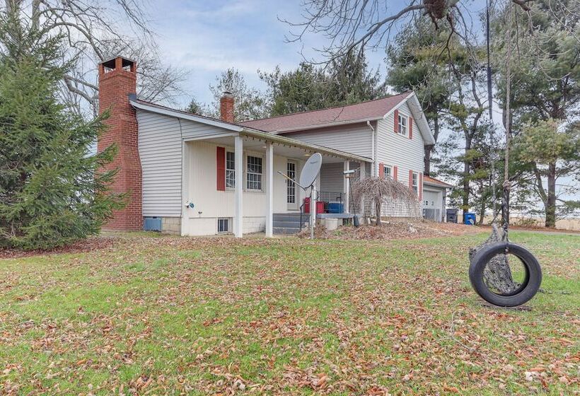 Central & Private Milan Home ~ 10 Mi To Sandusky!