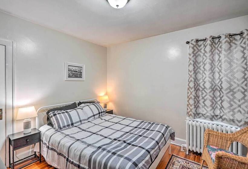 Charming Albany Retreat ~ 3 Mi To Downtown!