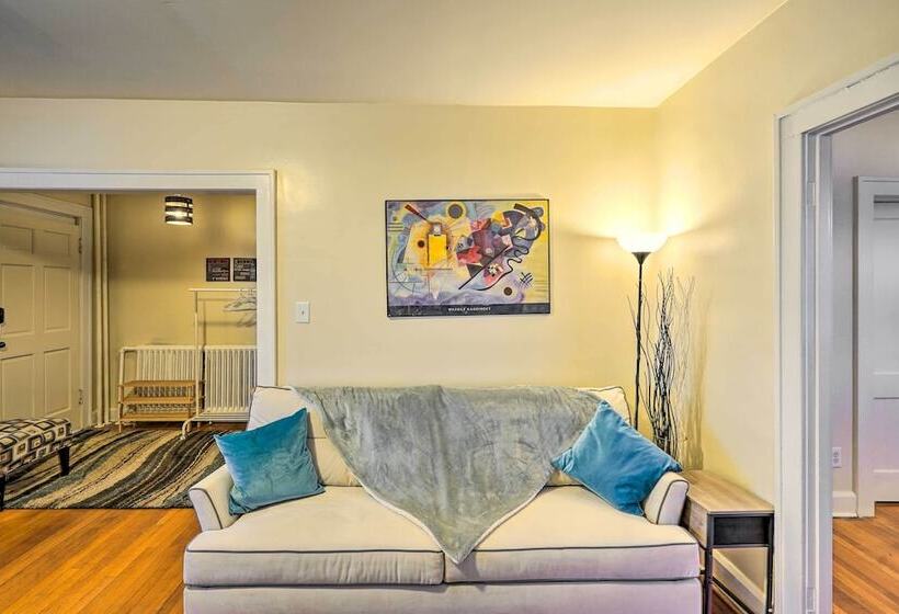 Charming Albany Retreat ~ 3 Mi To Downtown!