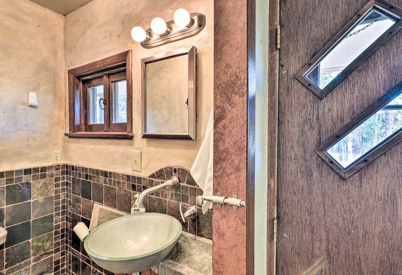 Charming Leadville Retreat W/ Private Hot Tub