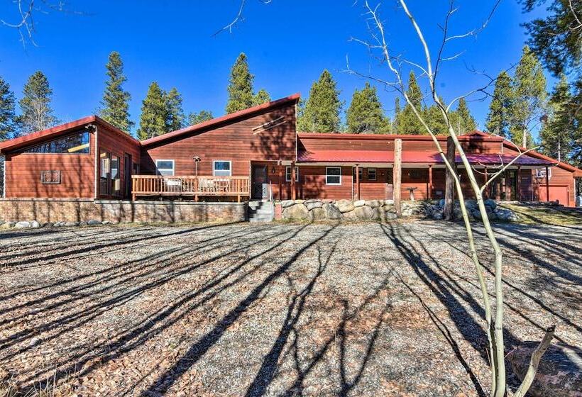 Charming Leadville Retreat W/ Private Hot Tub