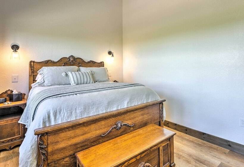 Charming Lodi Retreat: Walk To Local Wineries