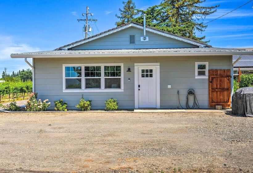 Charming Lodi Retreat: Walk To Local Wineries