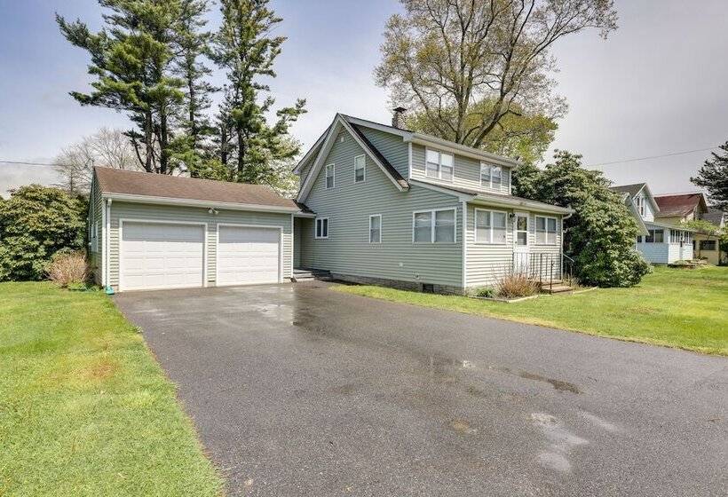 Charming Old Saybrook Home: Half Mi To Sand & Sea!