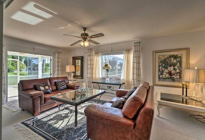 Charming Port Charlotte Home W/ Lanai & Pool!